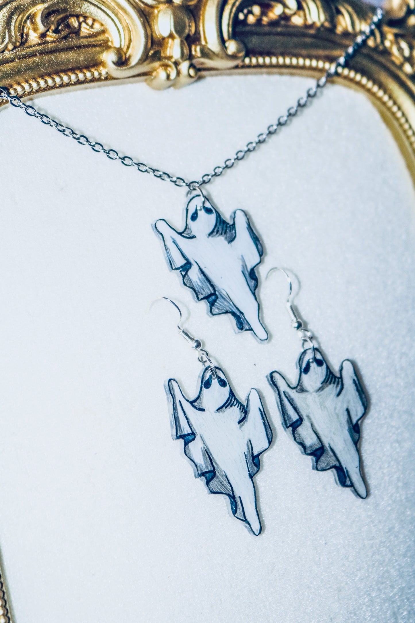 VISITOR - Statement Necklace + Earrings